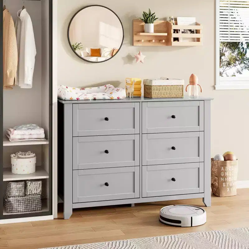 Commode moderne à 6 tiroirs de 137 cm de large avec rangement profond et poignées métalliques pour chambre à coucher, entrée et couloir