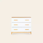 Commode 3 tiroirs pour chambre de bébé, pieds blanc et chêne rouge, finition non toxique sans danger pour les bébés avec dispositif anti-basculement, commode de rangement 86 cm pour chambre d'enfant