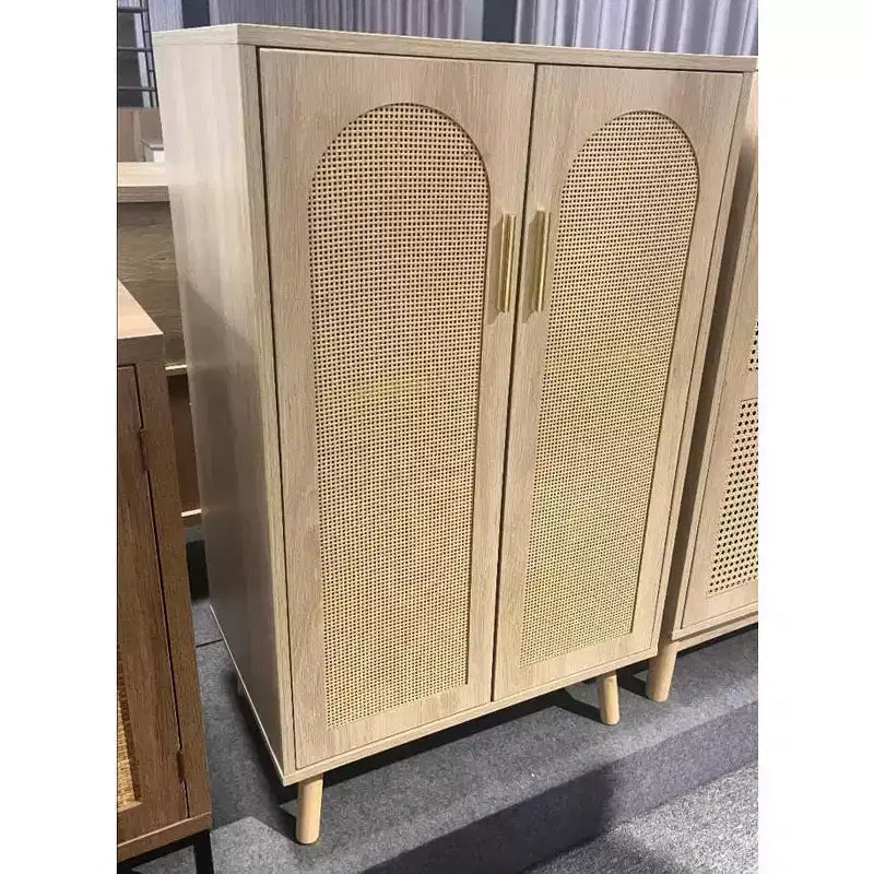 Armoire Haute Courbée en Rotin avec Porte, Meuble de Rangement Bohème Tressé à la Main 96,7 cm de Haut pour Salon, Chambre et Entrée